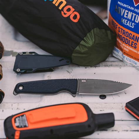 SOG Altair FX Fixed-Blade Knife