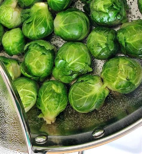 How to Season Brussels Sprouts for Roasting Like a Pro - KitchenBun.com