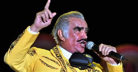 Vicente Fernández, el cuarto "gallo" entre los ídolos históricos de la ...