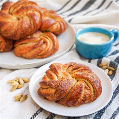 Swedish cardamom buns | Recipe Cart