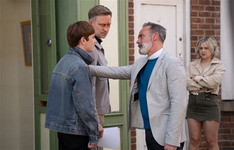 Coronation Street confirms crash shock for Asha in 25 spoiler pictures