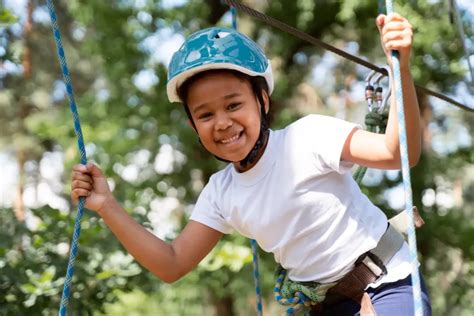 Kids Doing Sports 的图像结果