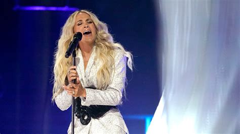 Underwood wins at CMT Awards; Gladys Knight, H.E.R. perform