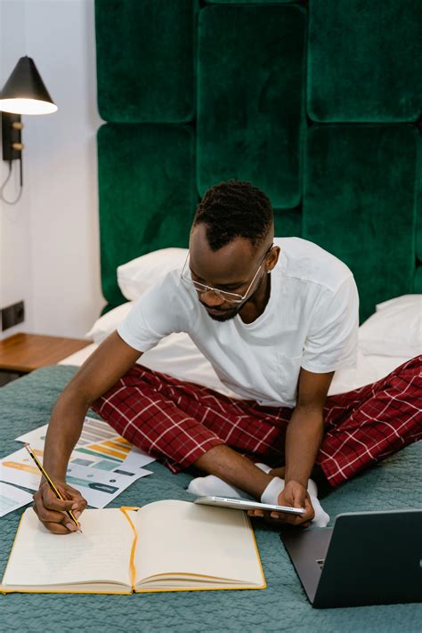 Examples of Technology in Daily Life 的图像结果