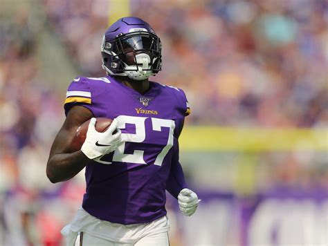 Vikings' Jayron Kearse apologizes for weekend arrest | MPR News