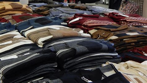 Business Suit Back Accessories 的图像结果