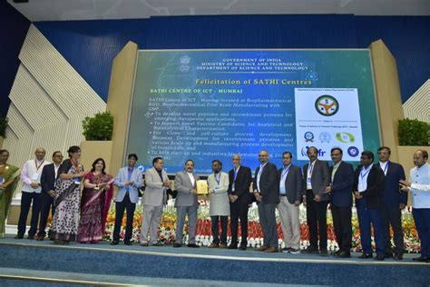 Ram Charan's team outplays Hrithk Roshan's at ISPL | Excel India Online ...
