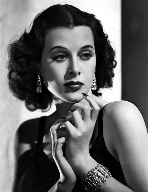 海蒂·拉玛（Hedy Lamarr），美国女演员，发明家