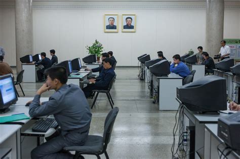 North Korea Computer Lab 的图像结果