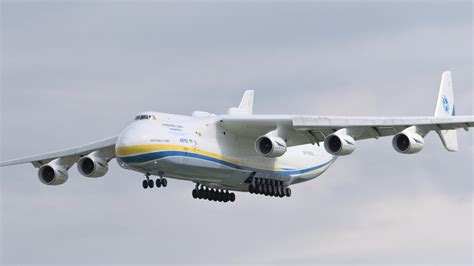 An 225 Mriya