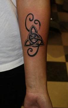 tatuaggi braccio interno tatuaggio nodo celtico tyrone interno braccio the house tatuaggi braccio interno tatuaggio nodo celtico tyrone interno braccio the house