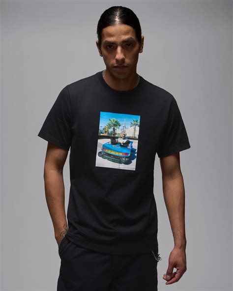 Jordan Brand Men's T-Shirt. Nike IN