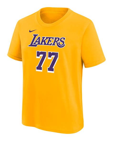 Luka Dončić Los Angeles Lakers Big Kids' Nike NBA T-Shirt. Nike.com