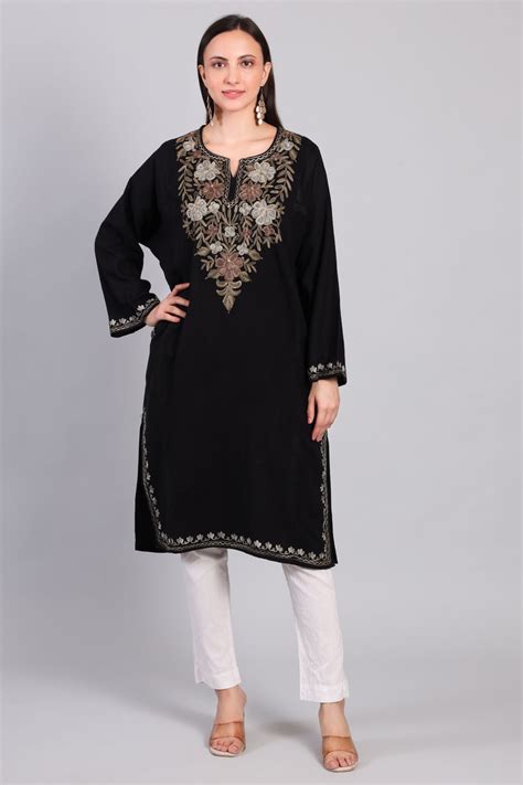 Buy Kashmiri Pheran Online | Best Collection of Kashmiri Dresses