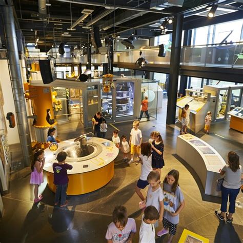 Science Center 的图像结果