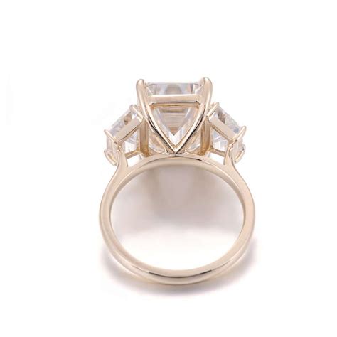 Recreating Kimberly Guilfoyle Engagement Ring with Moissanite Magic ...