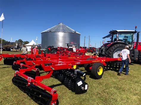 Weekly "What is it?": Sunbelt Ag Expo - UF/IFAS Extension Escambia County