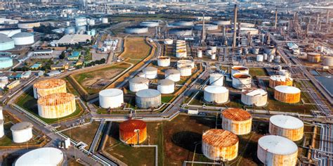 Weekly News Wrap: Supply Risks Amid West Asia Tensions, March Sales ...
