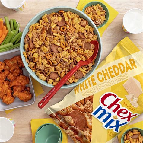 Chex Mix White Cheddar Savory Snack Mix 8.75 oz Bag - Deliciously ...