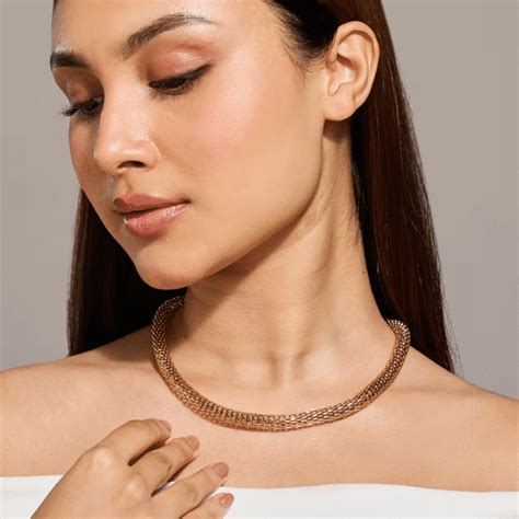 Best 12 Indian Jewellery Brands for All Budgets & Styles