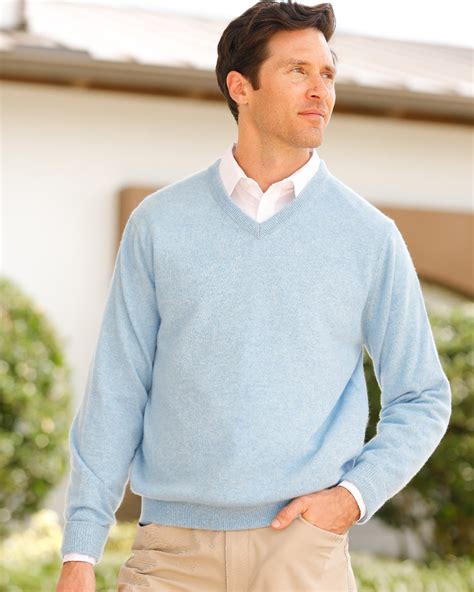 Men's 100% Cashmere Classic V-Neck Pullover - Alashan Cashmere