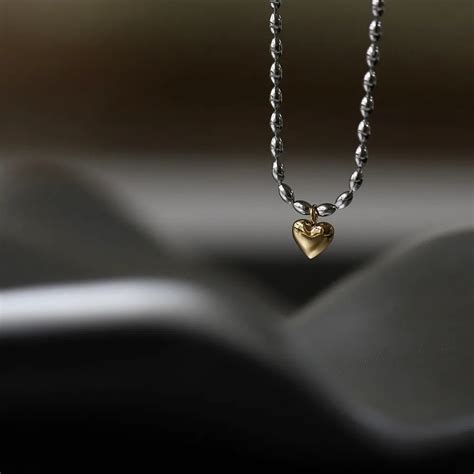 Gold Mini Heart Neckpiece – Lush