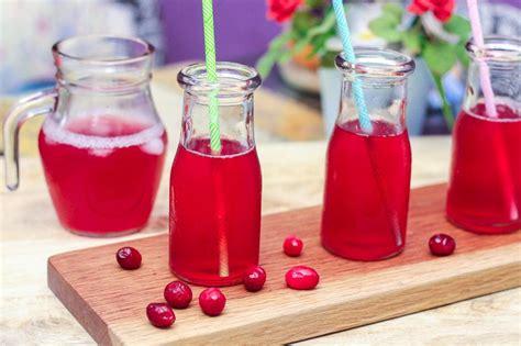 Как варить клюквенный морс: пошаговый рецепт с фото