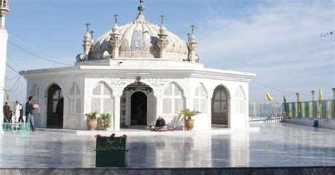 The Bibi Pak Daman shrine in Lahore represents a tradition that ...