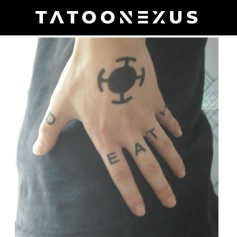 Law Finger Tattoos 的图像结果