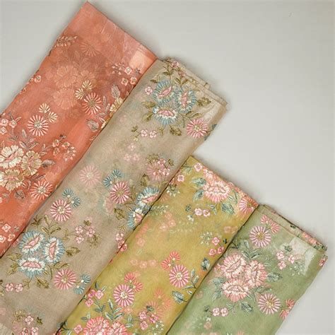 Floral Bunch Buta on Silk Organza – Zarinama
