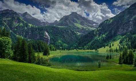 Switzerland 的图像结果