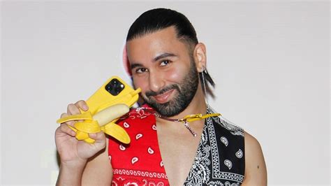 'सेलिब्रिटी फोटो खिंचवाने के लिए बुलाते थे', ड्रग्स सप्लाई के आरोपों पर ...