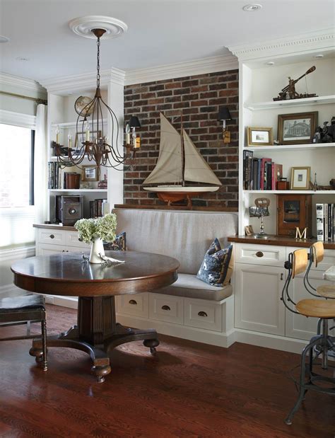 4 Reasons to Love Round Dining Tables