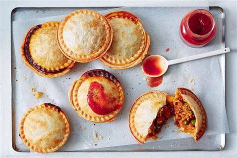 How to make Pie Maker Curried Pork Pies Recipe
