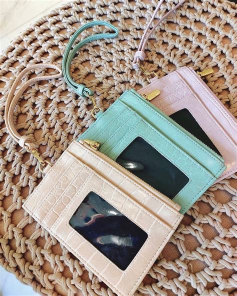 TRANY (@trany.official) • Instagram photos and videos