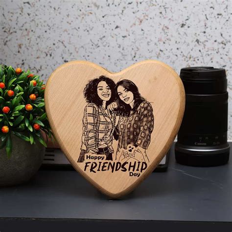 Friendship Day Heart Shape Wooden Photo Frame – Mishti Gifts