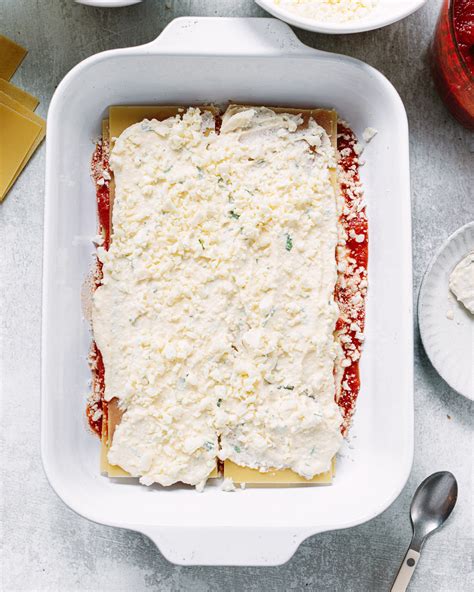 Ricotta Cheese Lasagna with Marinara Sauce - Familystyle Food