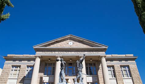 Virtual Tours of the Mohave County Courthouses In Central Arizona