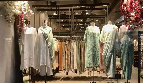 Anantam holds Benaras exhibition in New Delhi, plans new store opening ...