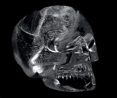英美博物館的水晶骷髏 也是假的 | 大紀元