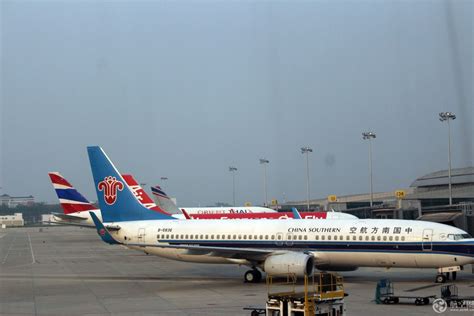 崩溃！中国民航局对4个航班发熔断指令！洛杉矶回国仅剩3航班！ | Redian News