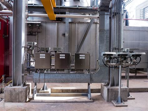 Unit Control Panel vs Local Control Panel 的图像结果