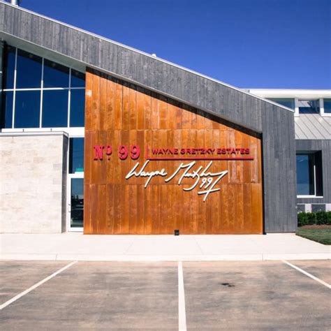 The Great One Celebrates Grand Opening of Wayne Gretzky Estates Winery ...