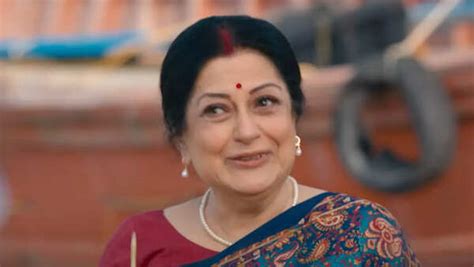 Moushumi Chatterjee Photos | Moushumi Chatterjee Images | Moushumi ...