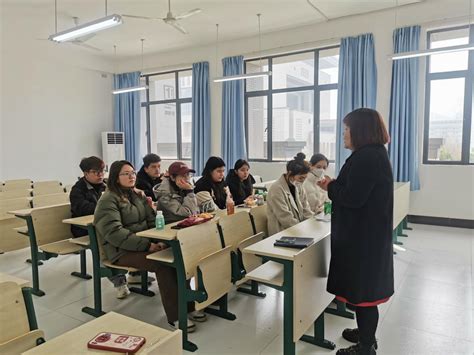 我院召开新学期新疆籍少数民族学生座谈会-管理学院