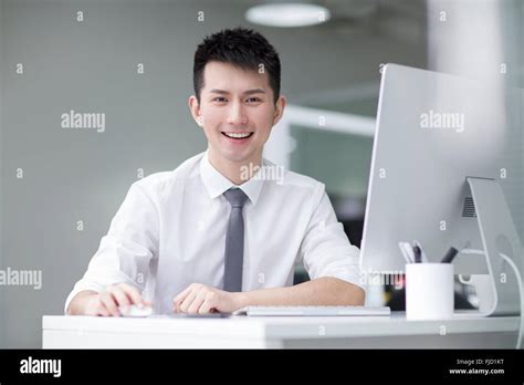 Chinese Industrial Businessman 的图像结果