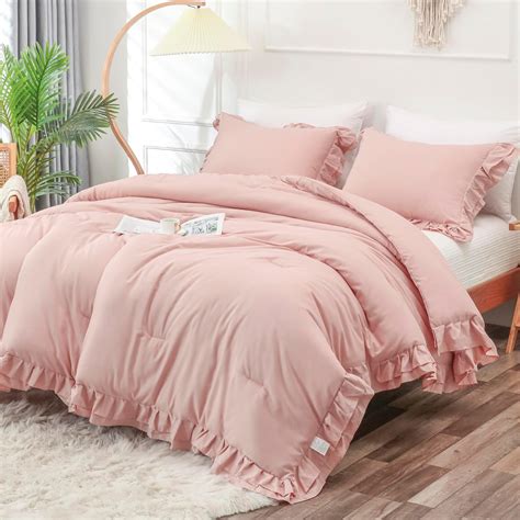 Amazon.com: JOLLYVOGUE Pink King Comforter Set, 3 Pieces Seersucker ...