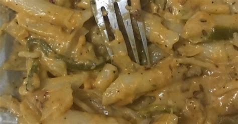 Pink sauce pasta Recipe by Kanika Gera - Cookpad