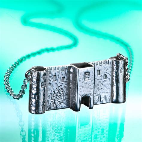 Clochán Irish Castle – Annie Quinn Jewellery