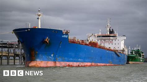 Oil tanker pursued by US now has a Russian flag painted on its side